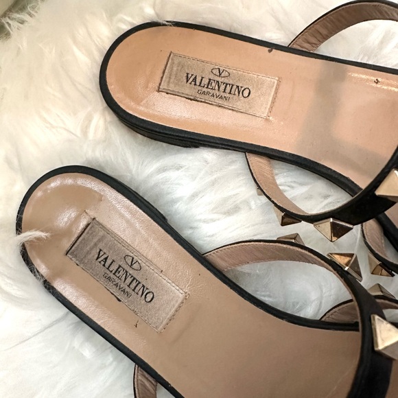 Valentino Rockstud Sandals Black Flats 36.5 - Picture 3 of 8